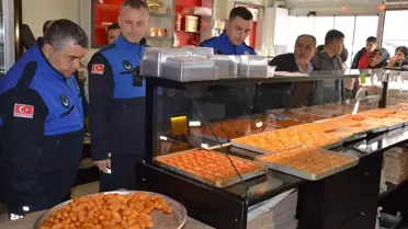 Denetim sırasında zabıta ekipleri