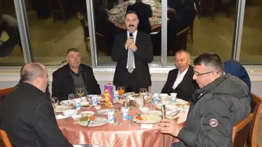 İftar sofrasında bir araya gelen şehit yakınları ve gaziler