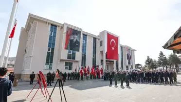 Çanakkale Deniz Zaferi törenlerinden bir an