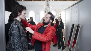 Emre Erdemoğlu'nun 'No Apologies' Koleksiyonu Moskova Moda Haftası'nda Büyük İlgi Topladı