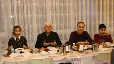 Eğitim yöneticileri iftar masası