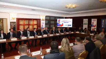 Buluşma sırasında yapılan grup fotoğrafı