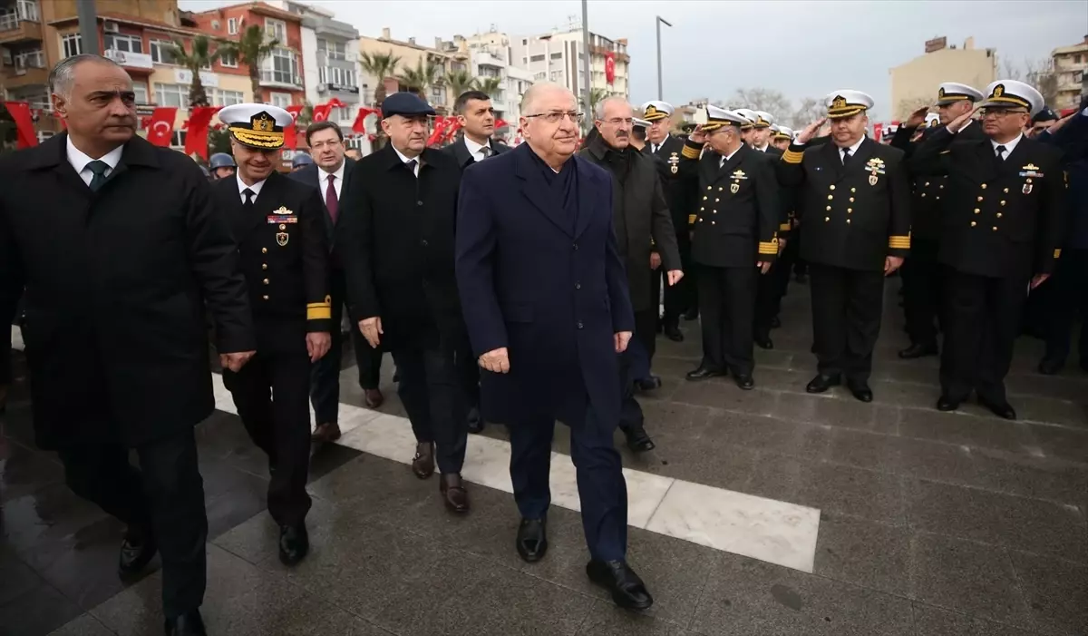 Çanakkale Deniz Zaferi 111. Yıl Dönümünde Coşkulu Törenler Başladı