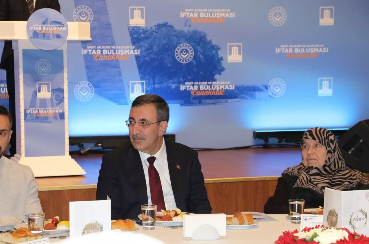 Şehit Ailelerine ve Gazilere Özel Çanakkale Deniz Zaferi 111. Yıl Dönümünde İftar Programı