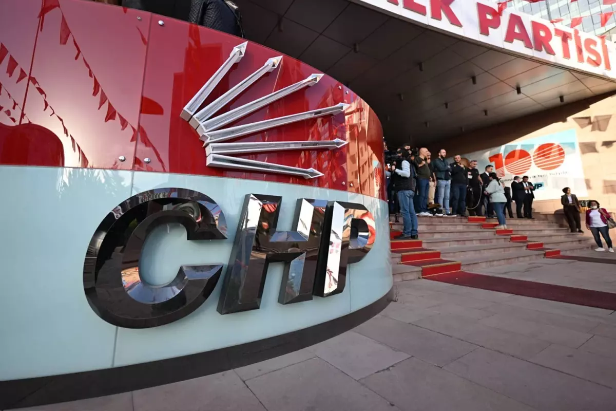 CHP, 2025 Bayramlarda 17 Partiyle Birlikte Bayramlaşma Programını Açıklıyor