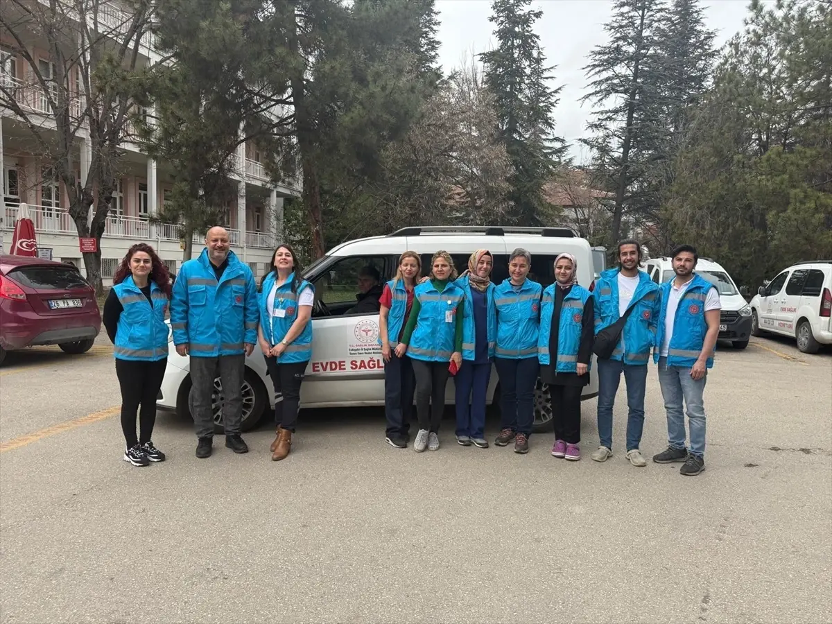 Eskişehir'de 2025 Evde Sağlık Ziyaretleri Rekor Kırdı: 63.436 Hasta Hizmet Aldı