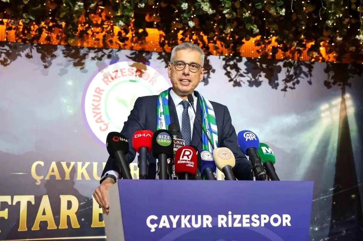 Sağlık Bakanı Memişoğlu, Rizespor'u Süper Lig'in Örnek Kulübü Olarak Övdü