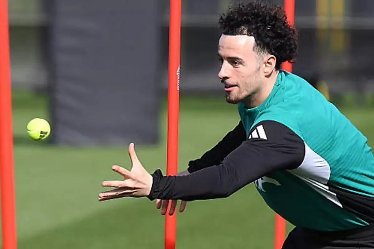 Liverpool, Galatasaray Maçına Hazırlıkta Tenis Topu ile Yenilikçi Antrenman Yaptı