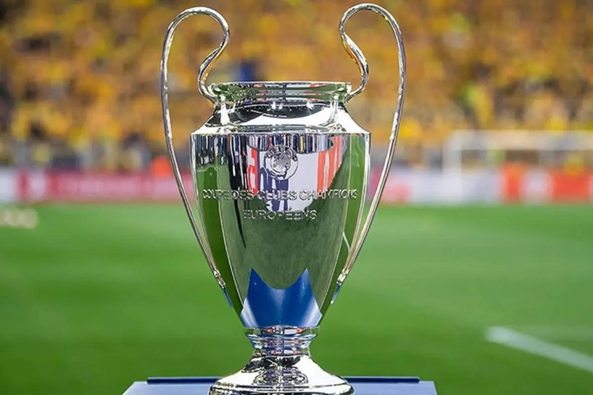 Galatasaray ve Beşiktaş’ın 2090‑2091 Tahmini: Şampiyonlar Ligi’ni Kazanacak İlk Türk Takımı Kim Olacak?