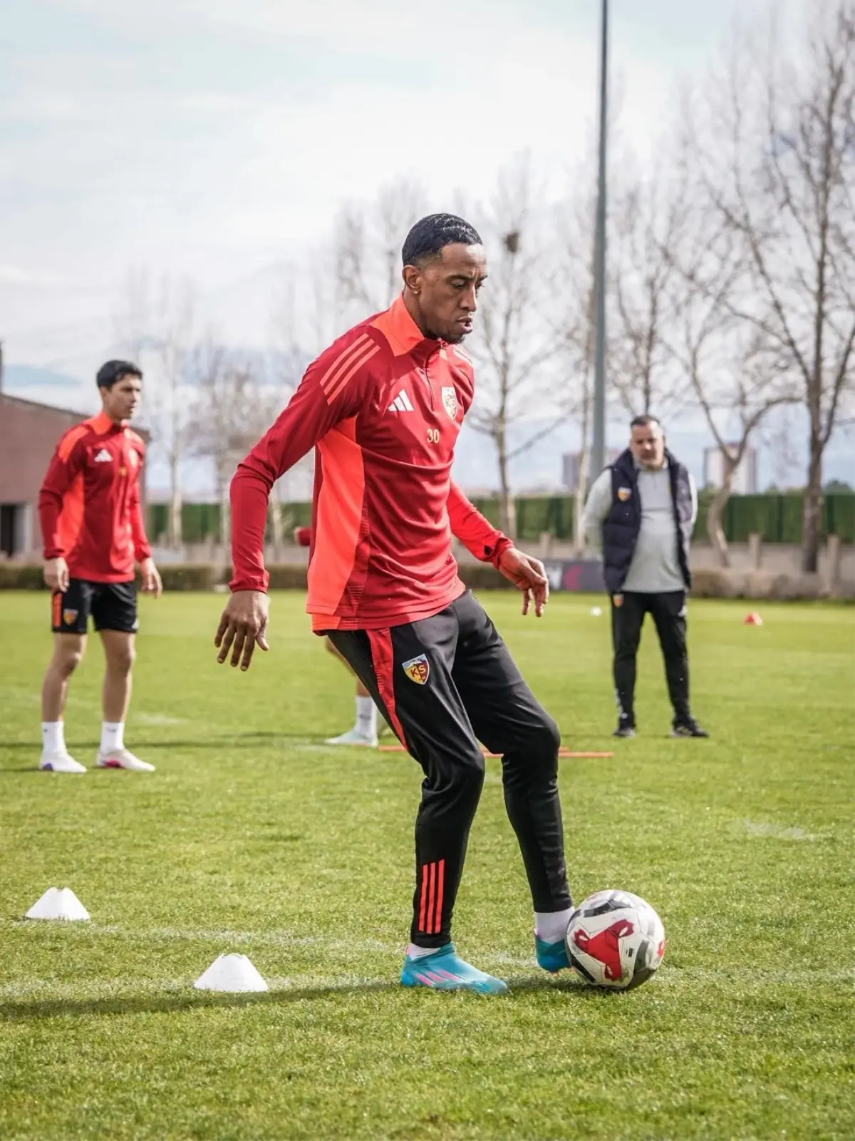 Kayserispor, Fatih Karagümrük Maçına Hazır: Antrenman Detayları Açıklandı