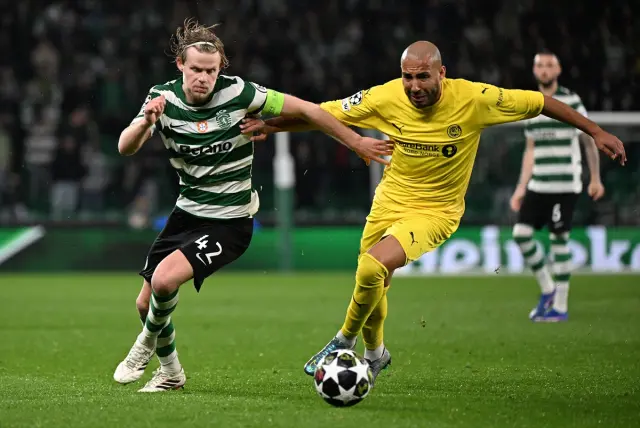 Stadyumda coşkulu taraftarlar