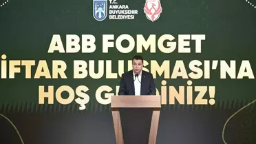 İftar programında takım fotoğrafı