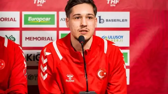 Hentbol antrenman sahasındaki takım