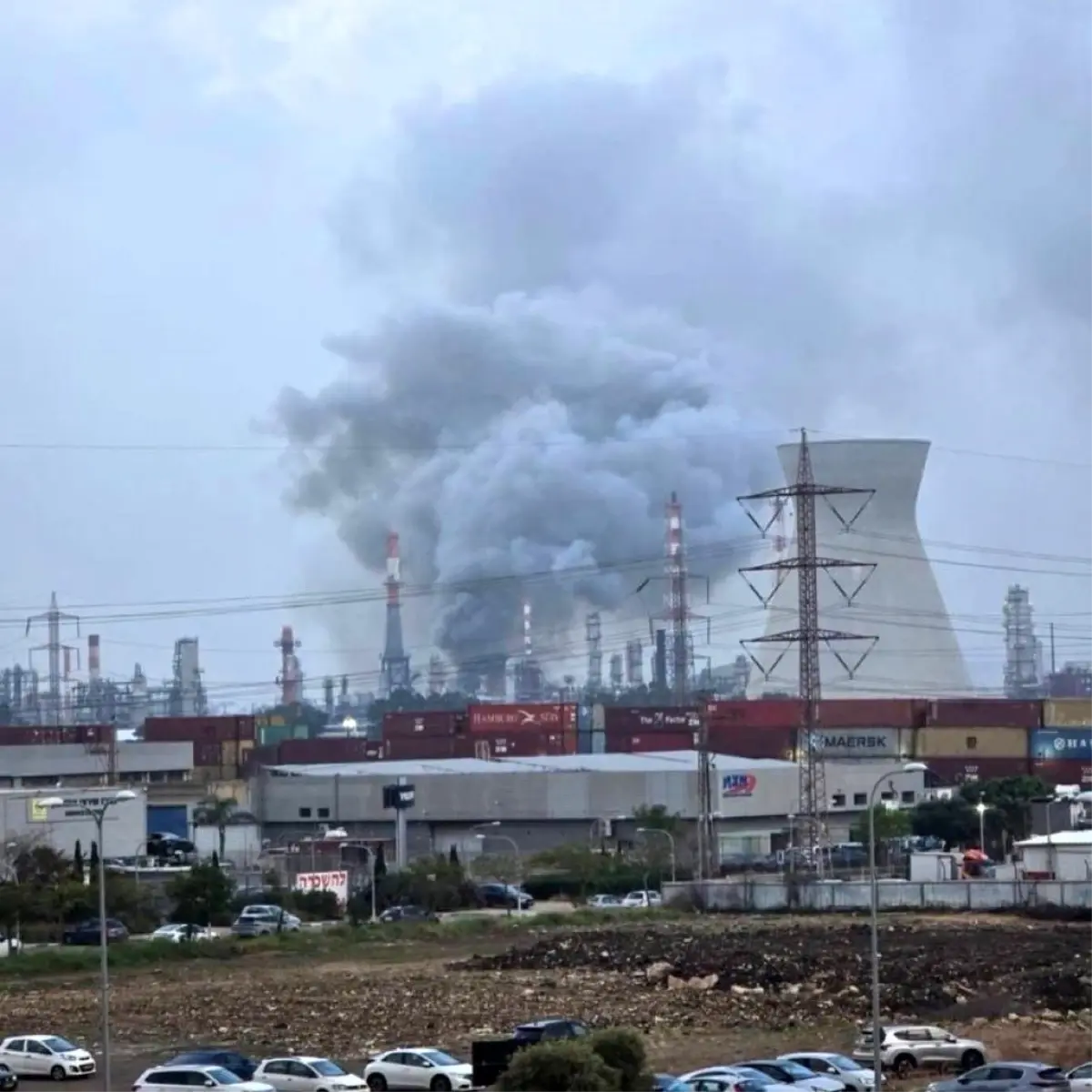 İran'ın Balistik Füze Saldırısı Hayfa Rafinerisini Hedef Aldı