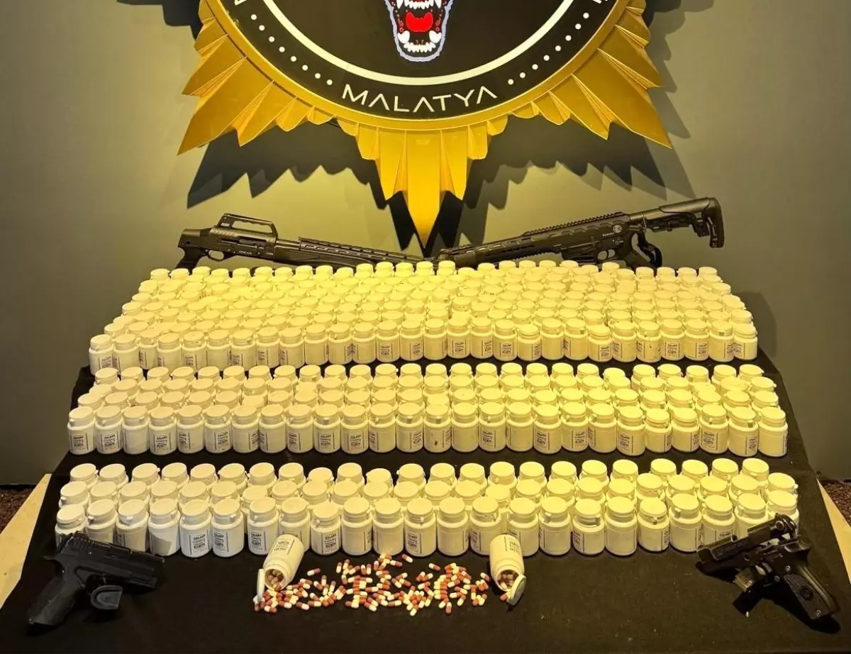 Malatya’da Dev Operasyon: 27 Bin Sentetik Hap ve Ruhsatsız Silah Ele Geçirildi