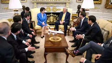 Trump ve Japonya temsilcileri