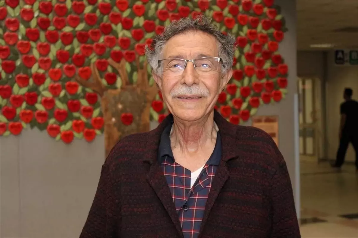 Kadavradan Alınan Böbrek Nakliyle Hayata Kavuşturan Emekli Öğretmen