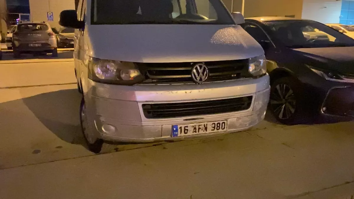 İnegöl'de Zincirleme Trafik Kazası: 5 Yaralı ve Soruşturma Başlatıldı