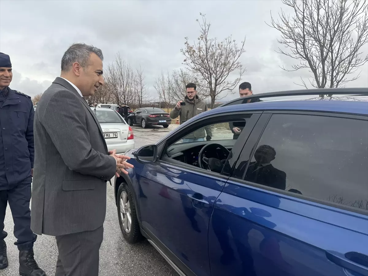 Vali Çiçek'ten Bayram Öncesi Trafik Denetiminde Sürücülere Çağrı