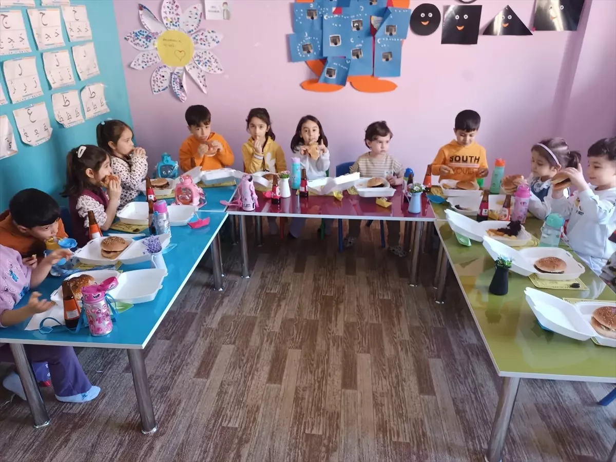 Keban’da Kur'an Kursu Öğrencileri Tekne Orucu ile Ramazan Geleneklerini Yaşadı