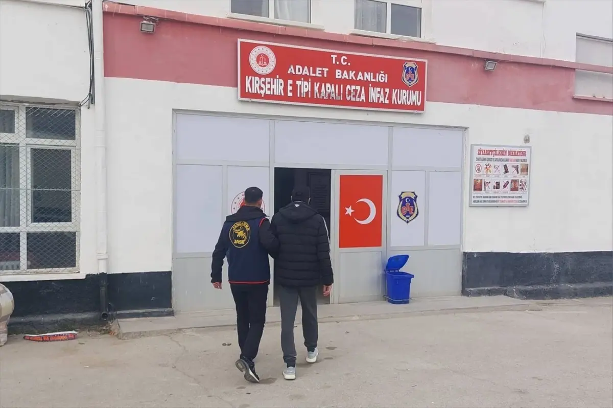 Kırşehir'de 6 Yıl 8 Ay Hapis Cezalı Firari Hükümlü A.E. Yakalandı
