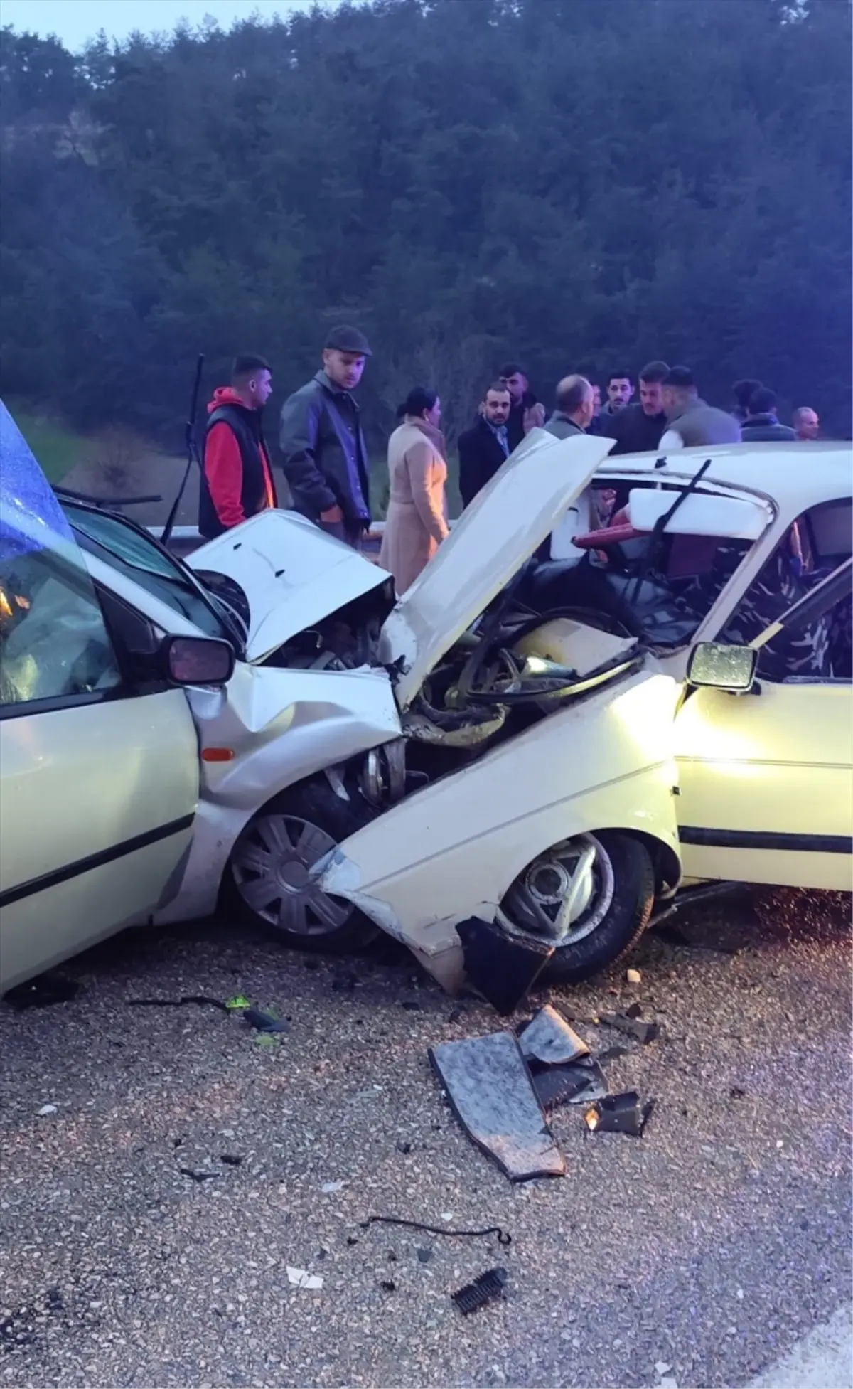 Kadirli'de Şok Edici Trafik Kazası: 1 Ölü, 6 Yaralı