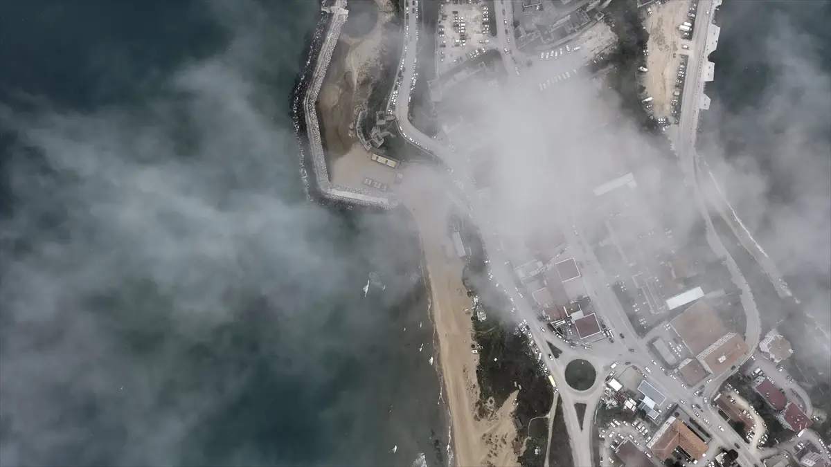 Sinop'un Sisli Zirvesinde Büyüleyici Drone Görüntüleri