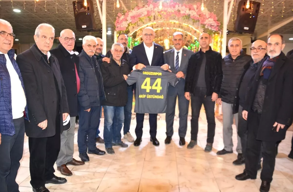 TVF Başkanı Üstündağ, Malatya'da Gençlere Yönelik Yeni İftar Projesini Tanıttı