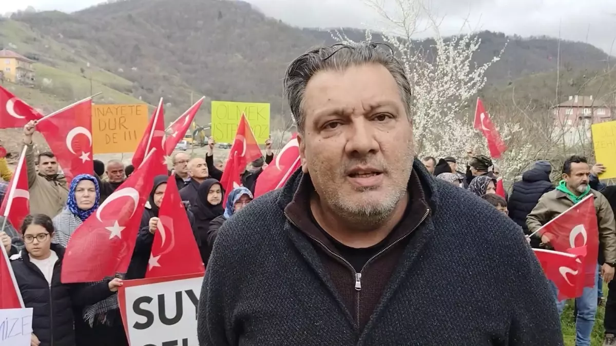Ereğli Köylüleri, İçme Suyu Yakınındaki Beton Santraline Karşı Protesto Etti