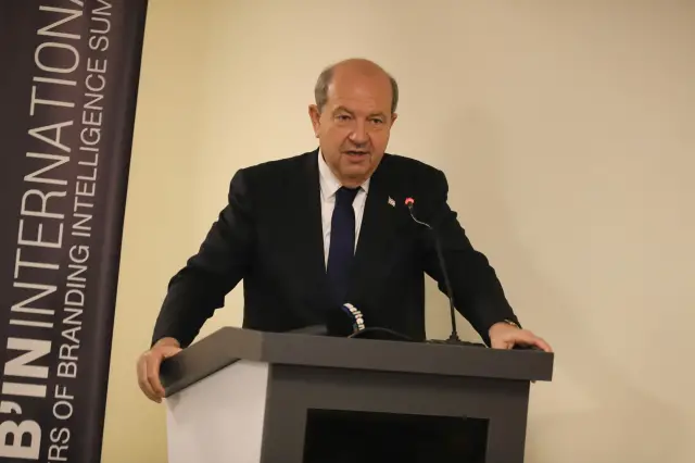 Katılımcıların sorularını sorması