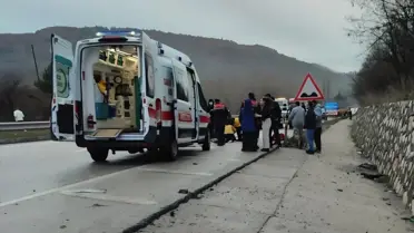 Kaza anındaki otomobil ve refüje