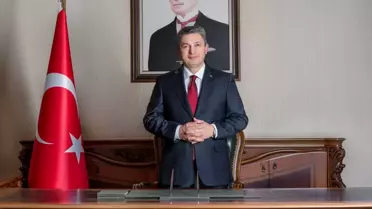 Antalya Valisi Şahin bayram mesajı fotoğrafı