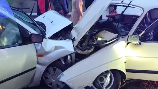 Kaza sonrası hasar görmüş araçlar