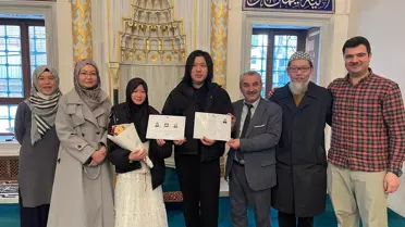 Tokyo Camisi'nde iftar sofraları