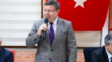 Uşak Valisi Kartal bayram kutlamasında