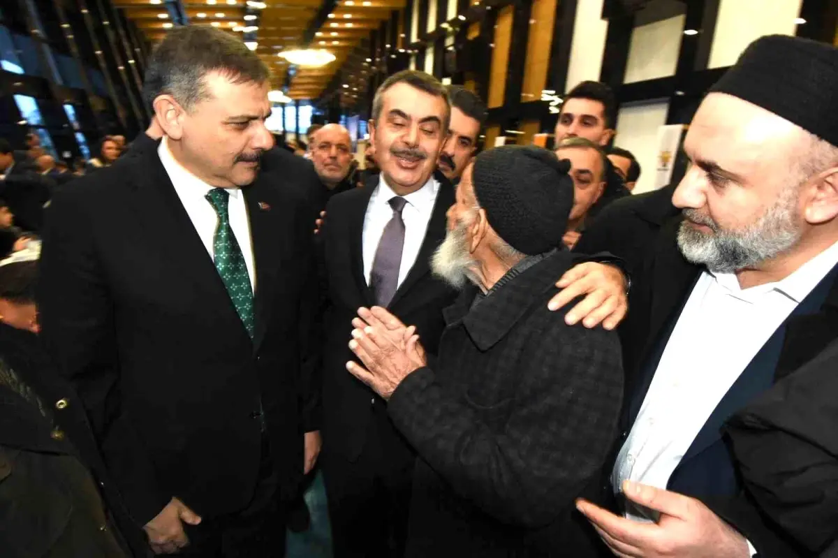 Erzurum'da 4 Bin Katılımcıyla Bakan Çiftçi ve Tekin'in İftar Buluşması