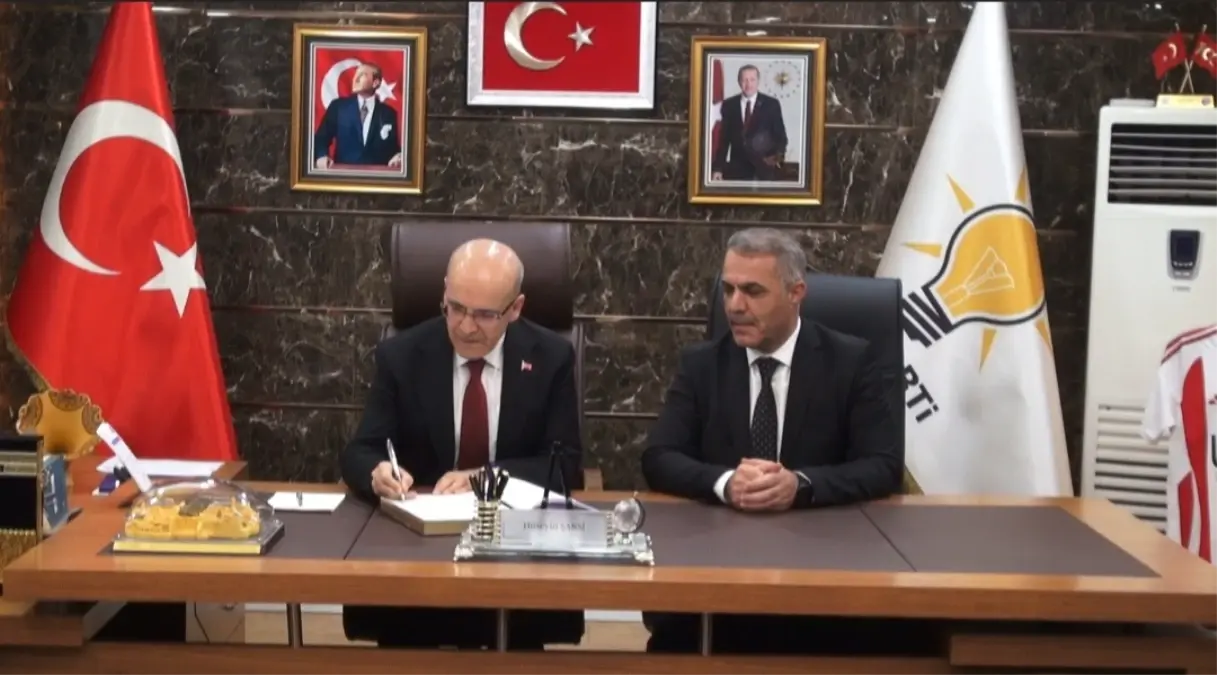 Şimşek, Batman’da AK Parti İl Başkanlığı ile Görüşmeler Gerçekleştirdi