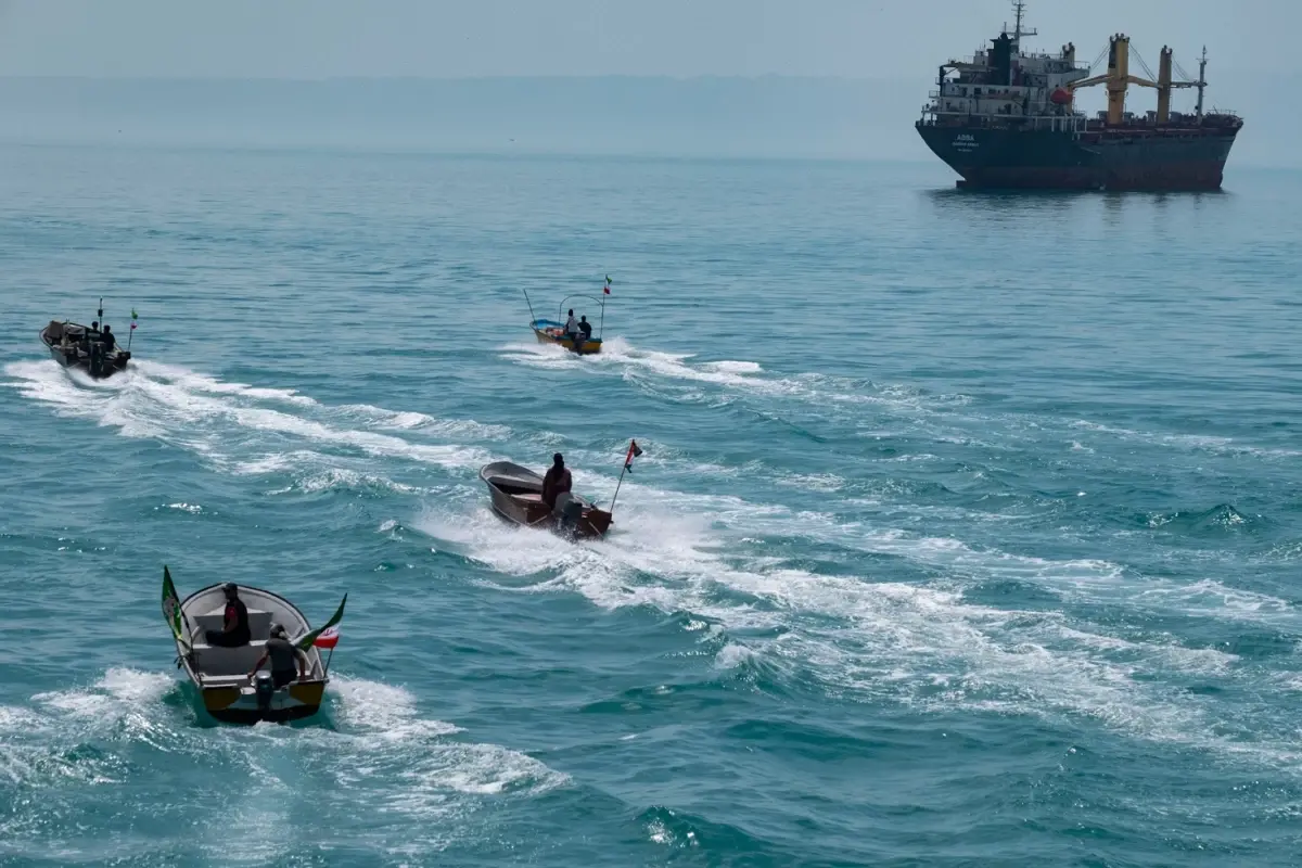 İran Hürmüz Boğazı’nda Yeni Geçiş Ücreti Tasarısı