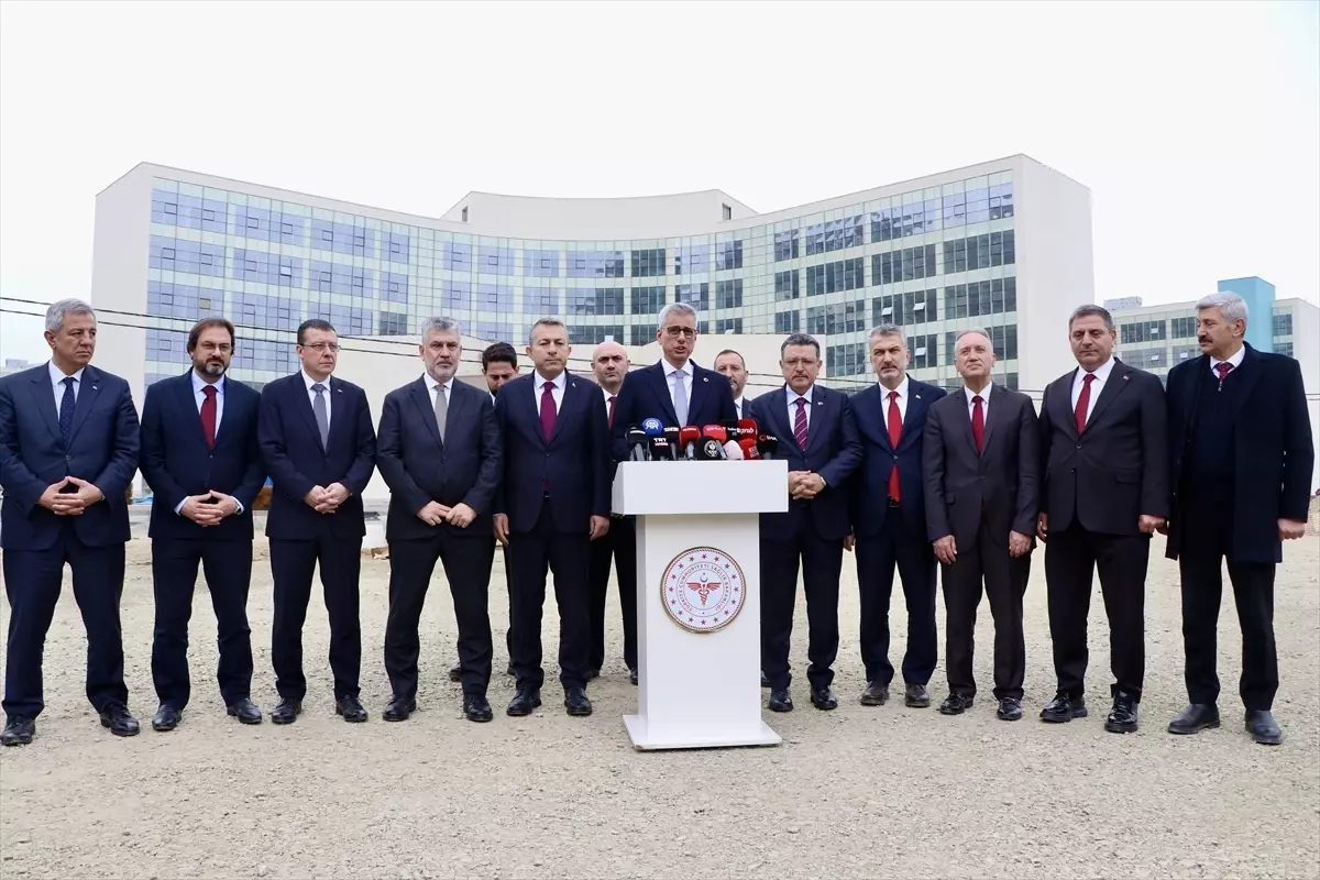 Sağlık Bakanı Memişoğlu, Trabzon Şehir Hastanesi Projesinin Detaylarını Açıklıyor