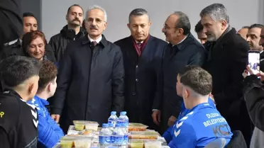 Bakan Uraloğlu Trabzon'da konuşma yapıyor