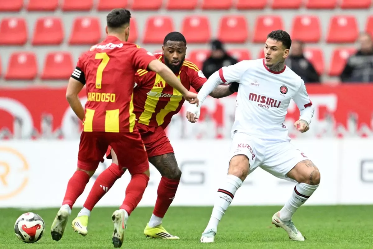 Kayserispor, Fatih Karagümrük'ü 1-0 Mağlup Ederek 6 Puan Kazandı