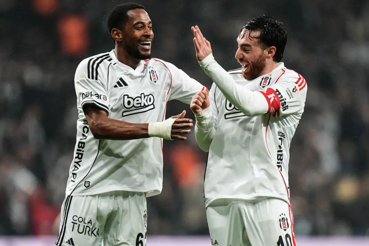 Beşiktaş, Kasımpaşa'yı 5 Maç Sonra 2-1 Yenerek Fenerbahçe Maçına Hazırlandı
