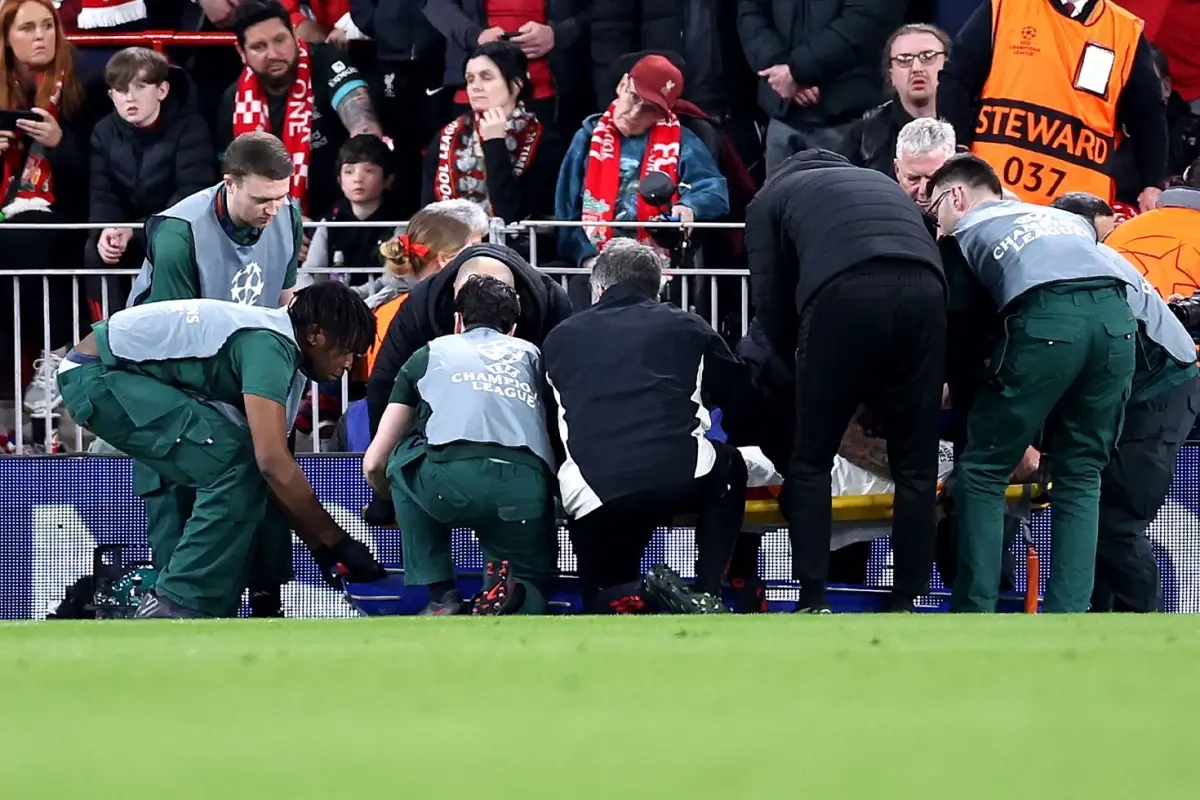 Galatasaray, 04.30'da Noa Lang ve Victor Osimhen'in Sakatlıkları Hakkında Açıklama Yaptı