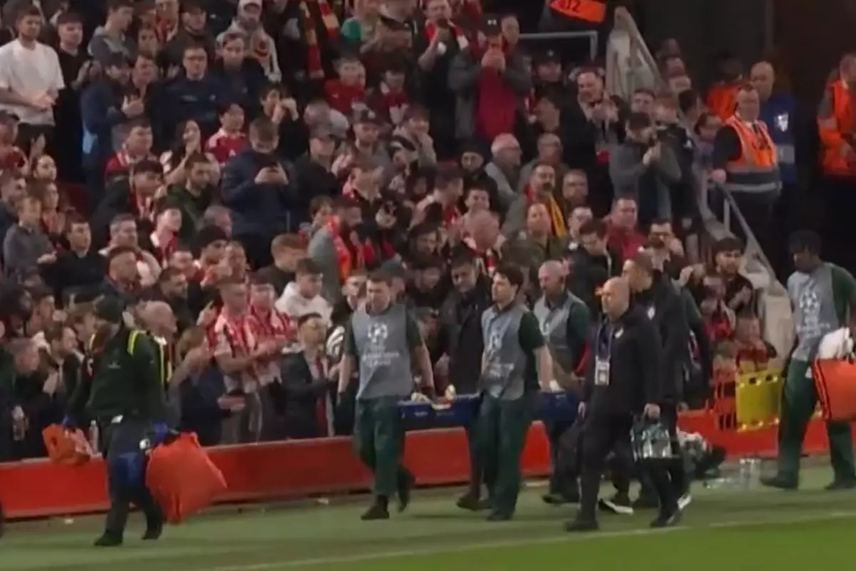 Noa Lang sakatlandı: Galatasaray'da Icardi oyuna girdi, Liverpool taraftarları destek verdi