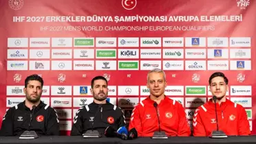 Antrenör Camio takımını yönlendiriyor