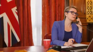 İngiltere Dışişleri Bakanı Yvette Cooper