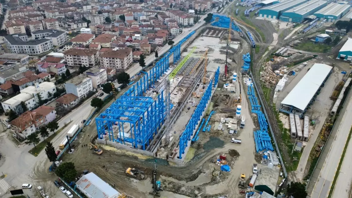 Ulaşım Bakanı Uraloğlu, 2026’da Hızlı Tren Fabrikasını Açıyor