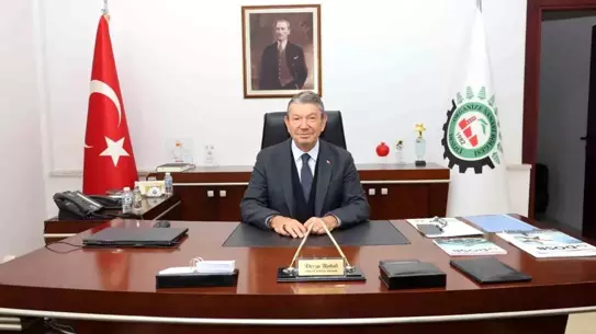 Bayram kutlaması sırasında Derya Baltalı