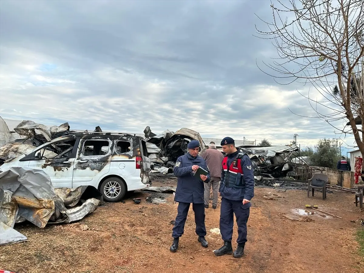 Kepez’te Trajik Yangın: Anne ve Beş Çocuk Hayatını Kaybetti