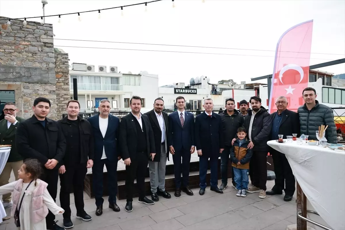 Bodrum İlçe Protokolü, Ramazan Bayramı'nı Coşkuyla Kutladı